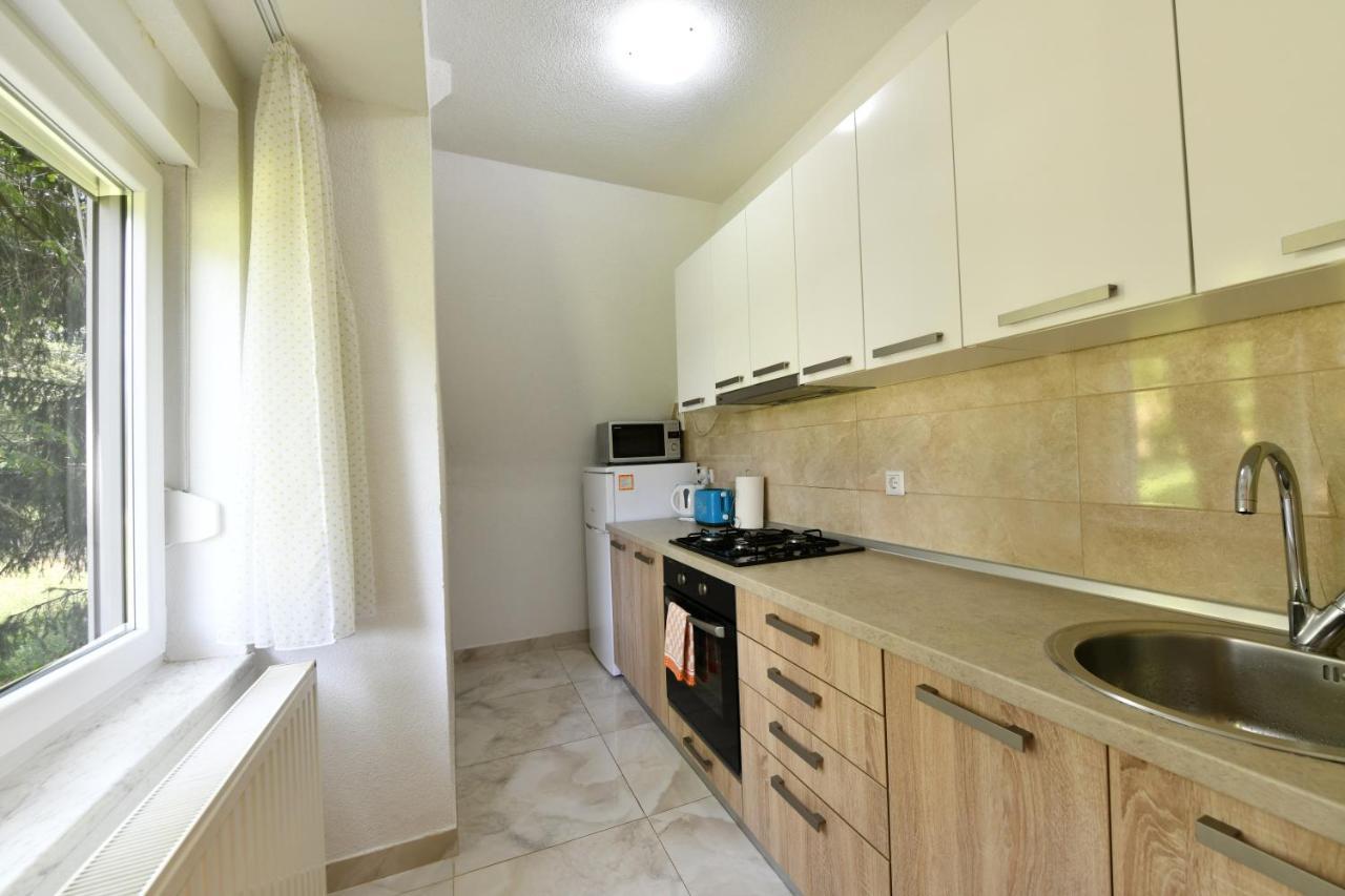 Apartman Petra Plitvička Jezera Exterior foto