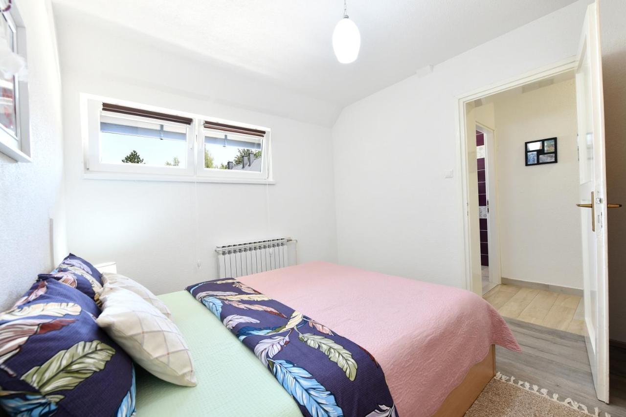 Apartman Petra Plitvička Jezera Exterior foto